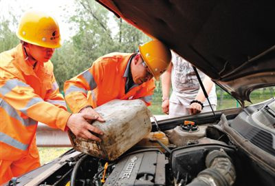 马龙额尔古纳道路救援